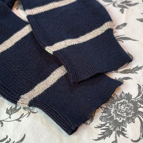 AE Jegging Fit Sweater - Picture 5 of 8